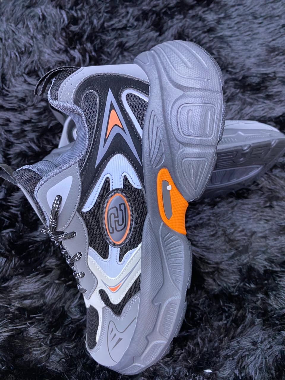 ZAPATOS MAXTEN GRIS